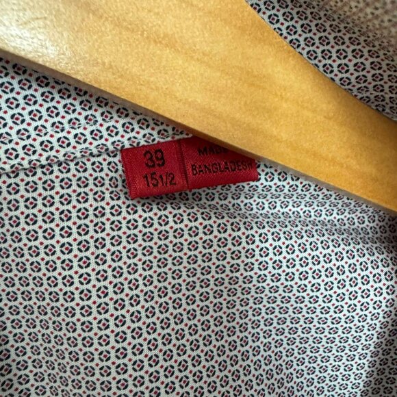 HUGO Men's Slim Fit Button Down Shirt - Size 15 1/2 (M) - 75% OFF (MSRP $115) - Picture 3 of 5